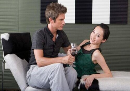 重庆市侦探公司：夫妻一方或双方有婚外情离婚财产会怎么分割？